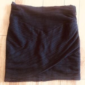 BCBG MAXAZRIA - Black Mini - Sz M